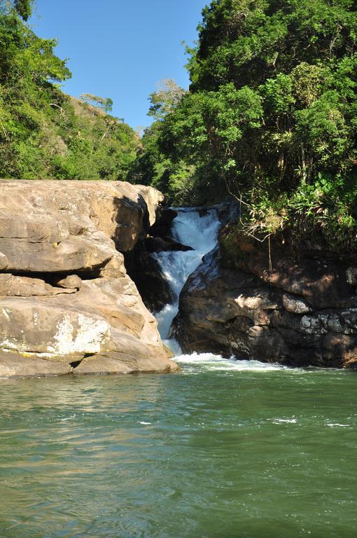 Pousada Encontro Dos Rios Lumiar Bagian luar foto
